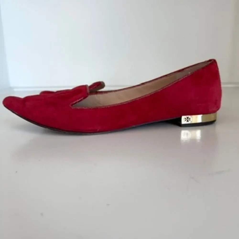 Tory Burch Pointed Toe Flats Raspberry Suede Gold Heel Logo Balletcore 6.5M‎